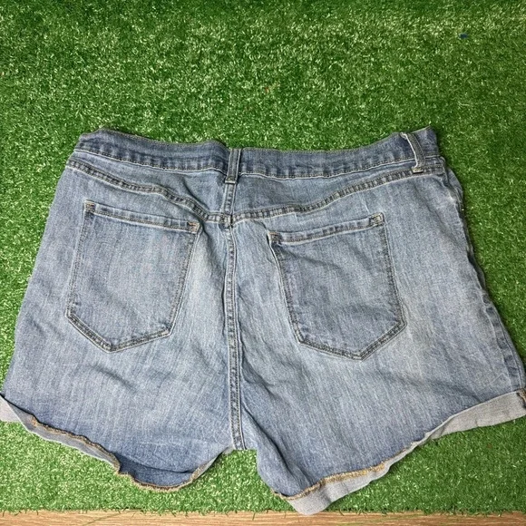 Old Navy Blue Jean Shorts Distressed Casual - Picture 2 of 4